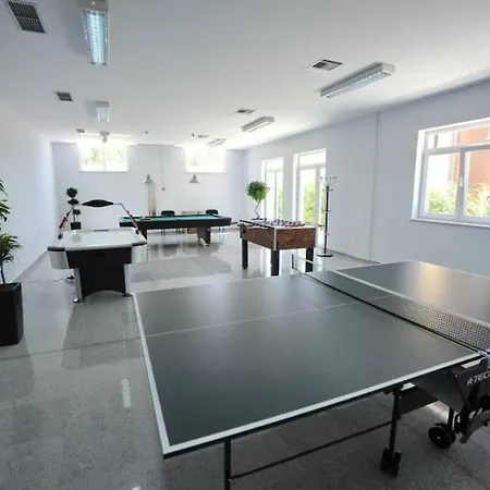 Apartment Sweet Escape W Pool