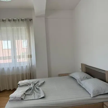 Apartment Sweet Escape W Pool