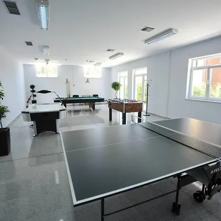 Apartment Sweet Escape W Pool